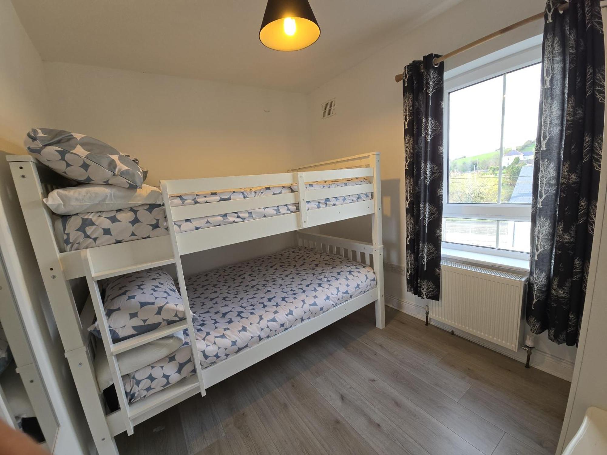 Wild Atlantic Way - Retreat - Sleeps 12 Ballyshannon Exterior foto